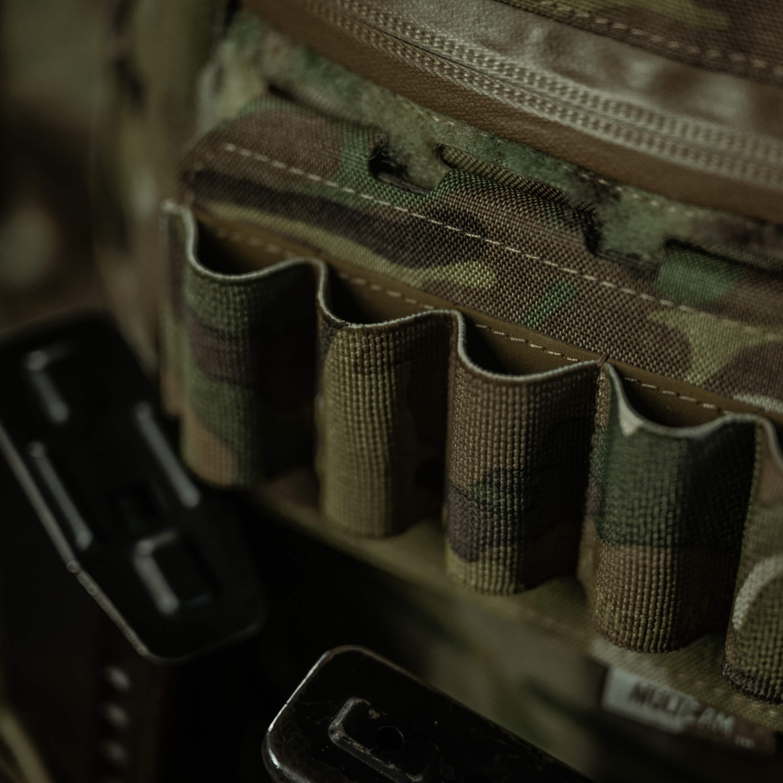 M-Tac підсумок для набоїв 12 калібру горизонтальний Laser Cut Multicam