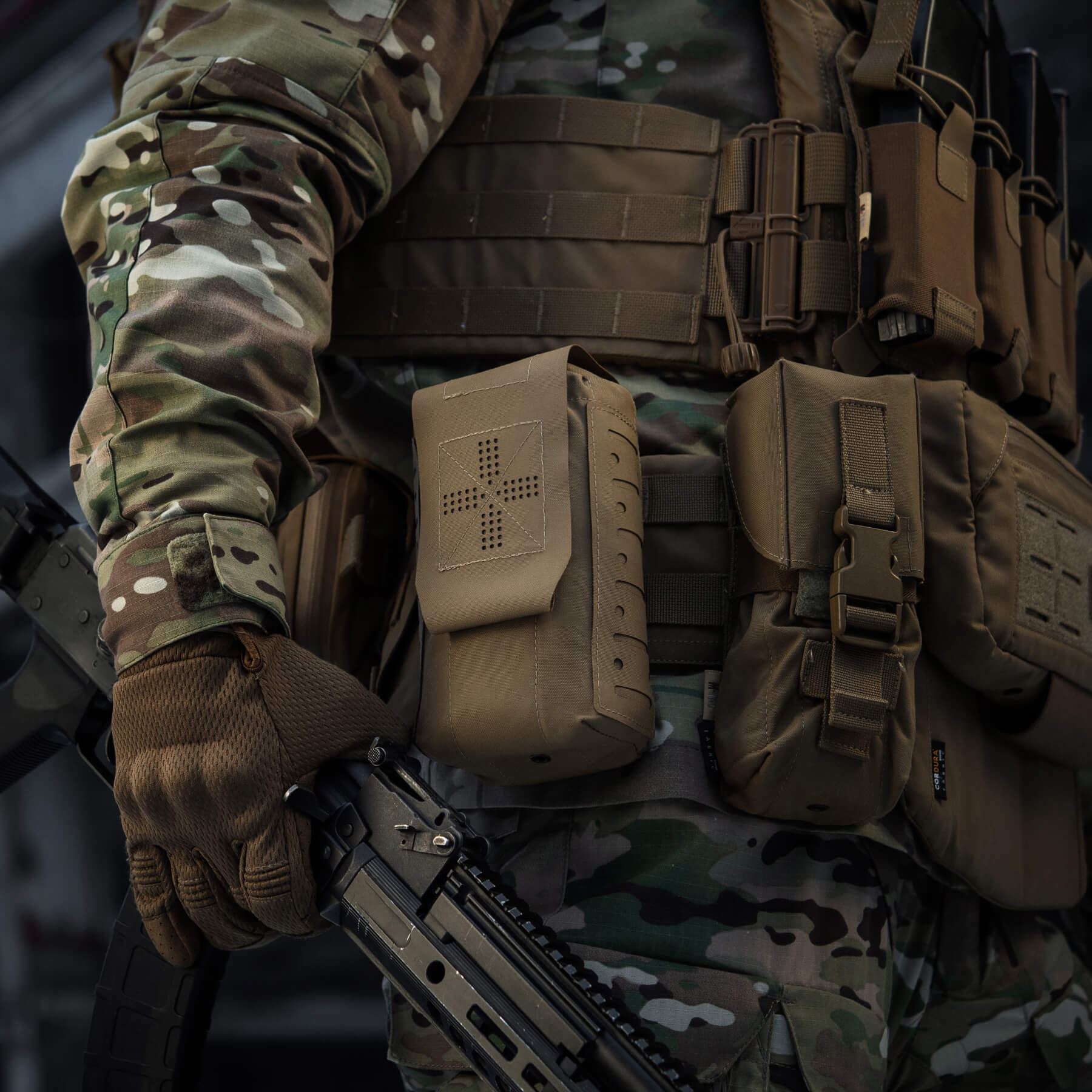 M-Tac підсумок медичний вертикальний Small Gen.II Elite Coyote