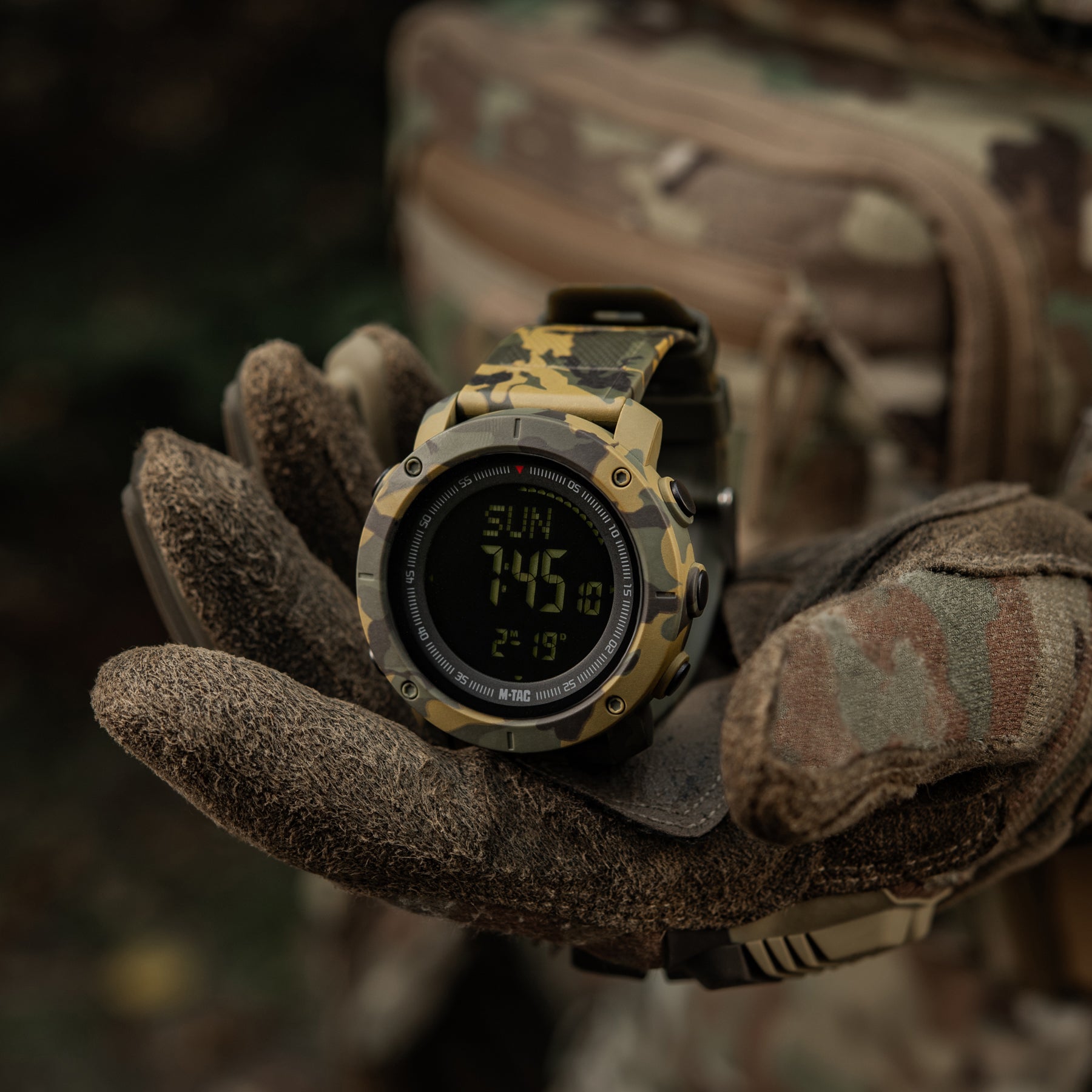 M-Tac годинник тактичний з компасом 2095 Camo
