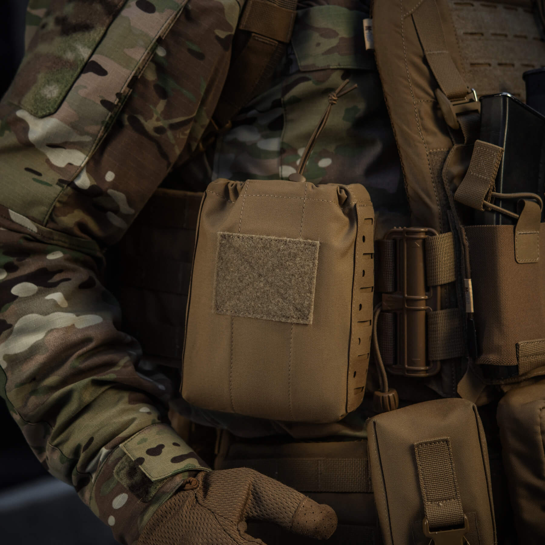 M-Tac підсумок медичний вертикальний Large Gen.II Elite Coyote
