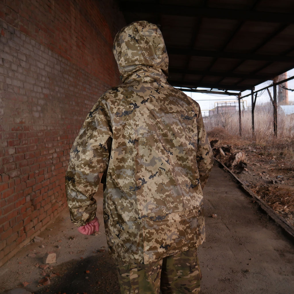 Плащ-дощовик з запаяними швами піксель