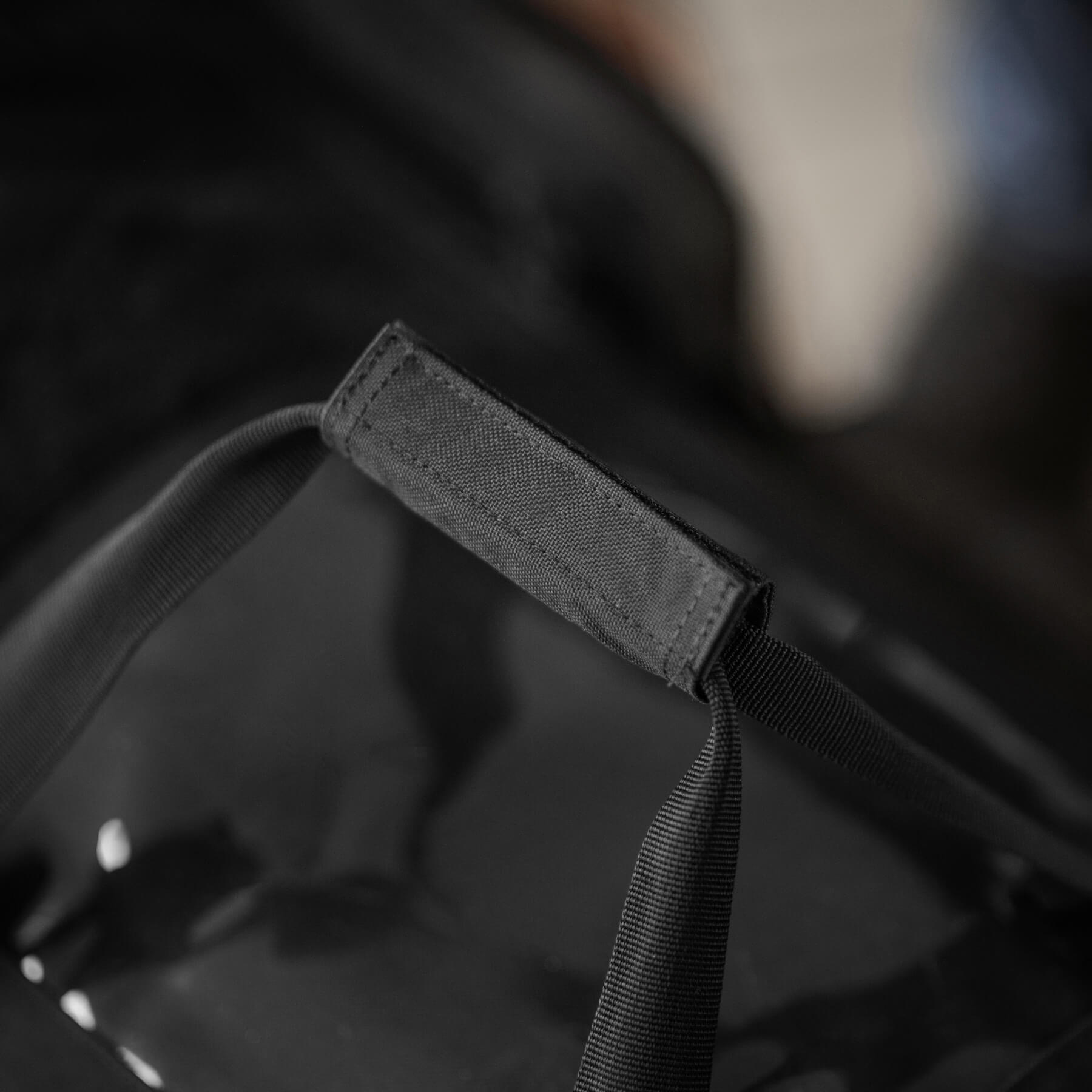 M-Tac сумка транспортна 185л Black