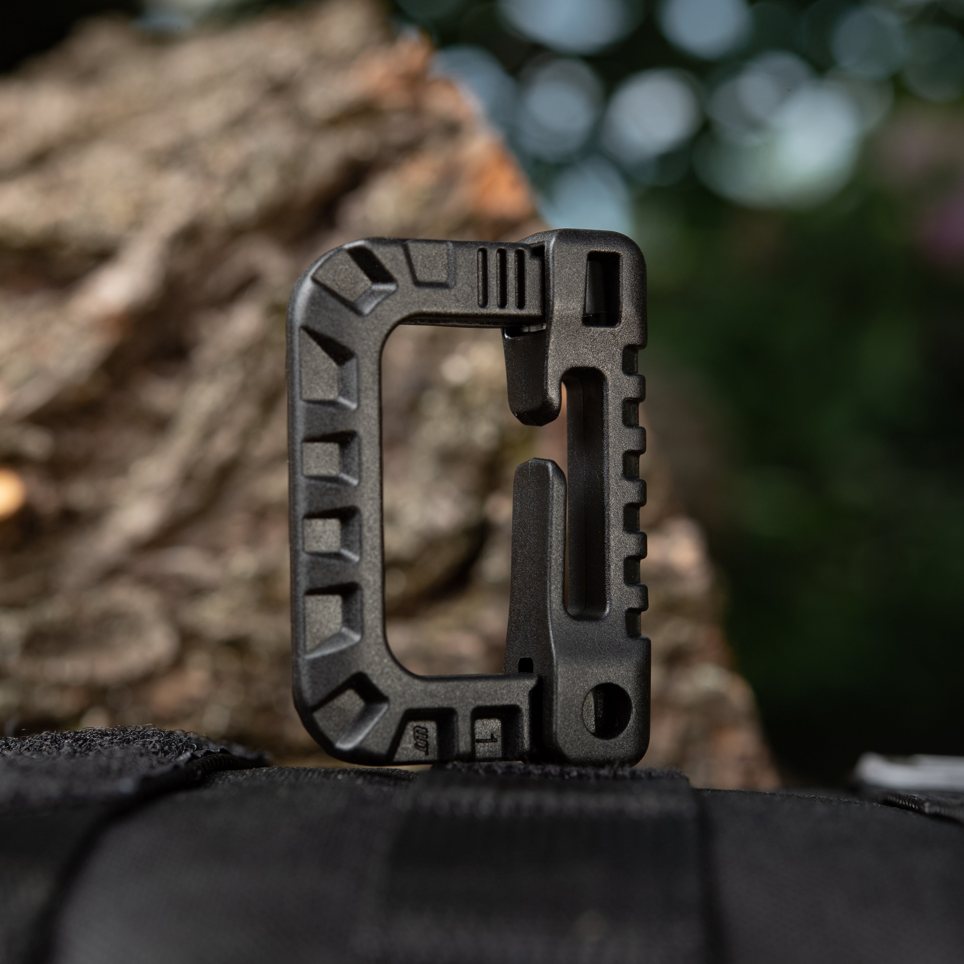 Карабін пластиковый Grimloc Black