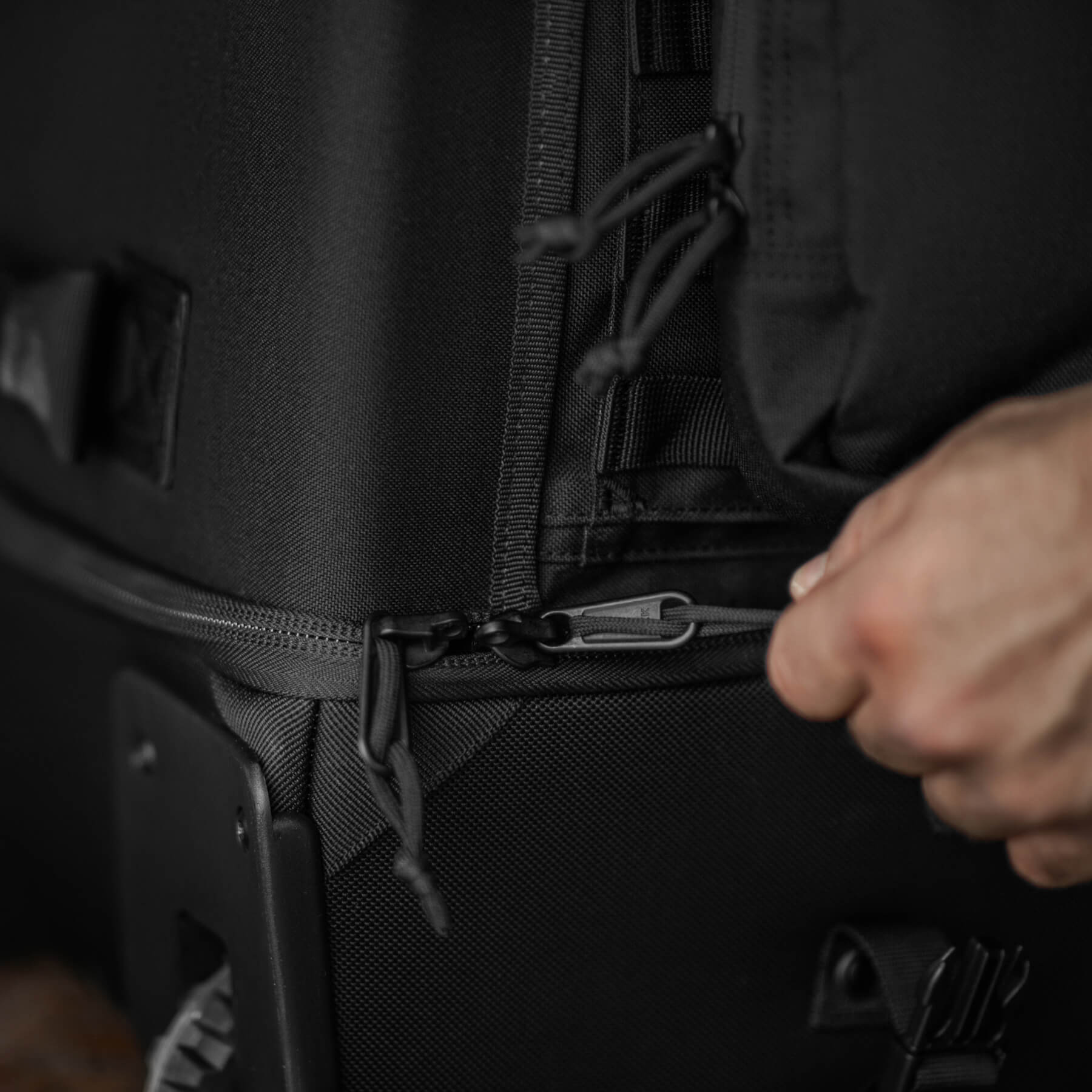 M-Tac сумка транспортна 185л Black