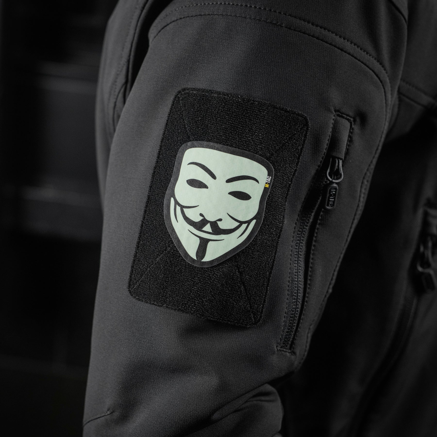 M-Tac нашивка Anonymous Black/GID
