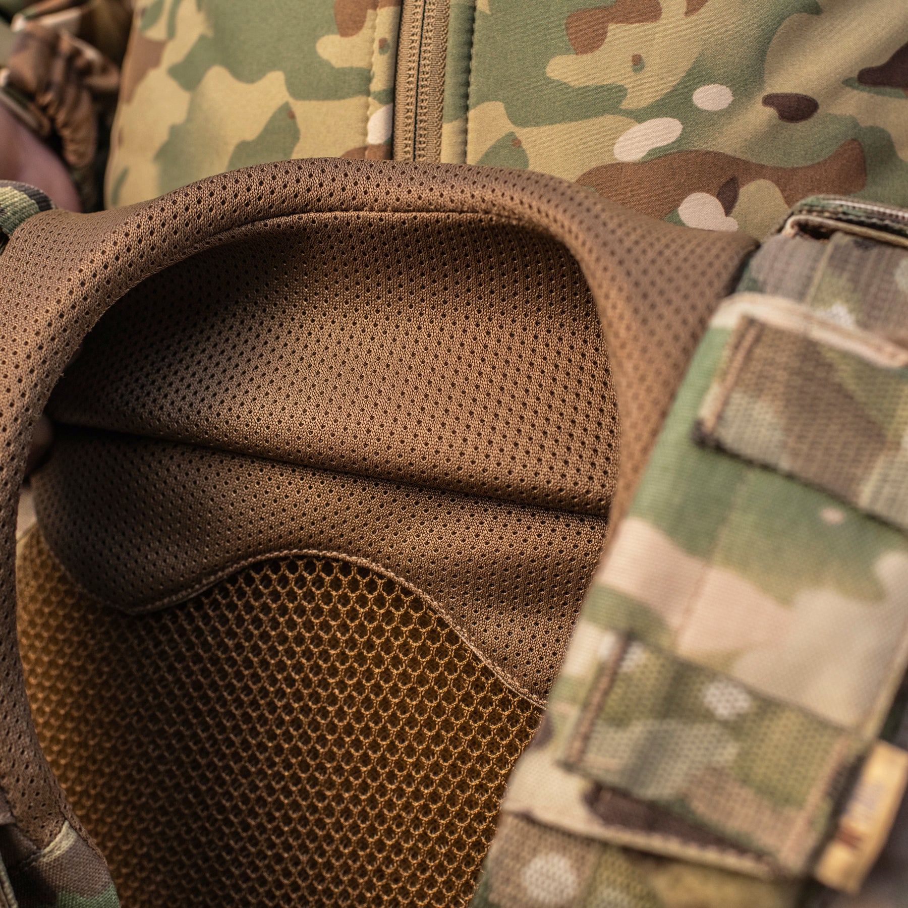 M-Tac демпфер плечовий для плитоноски Cuirass QRS Multicam