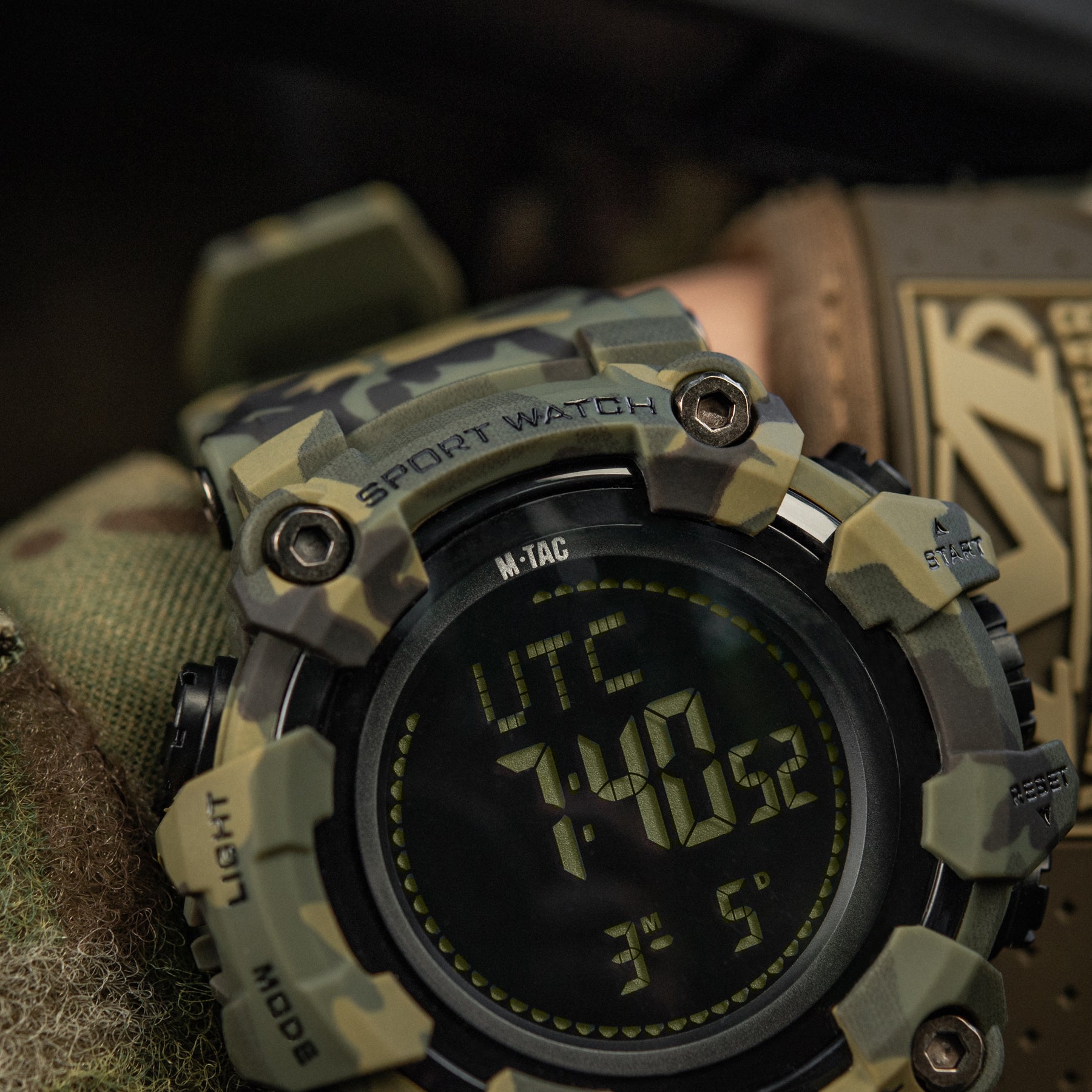 M-Tac годинник тактичний 2037 Camo