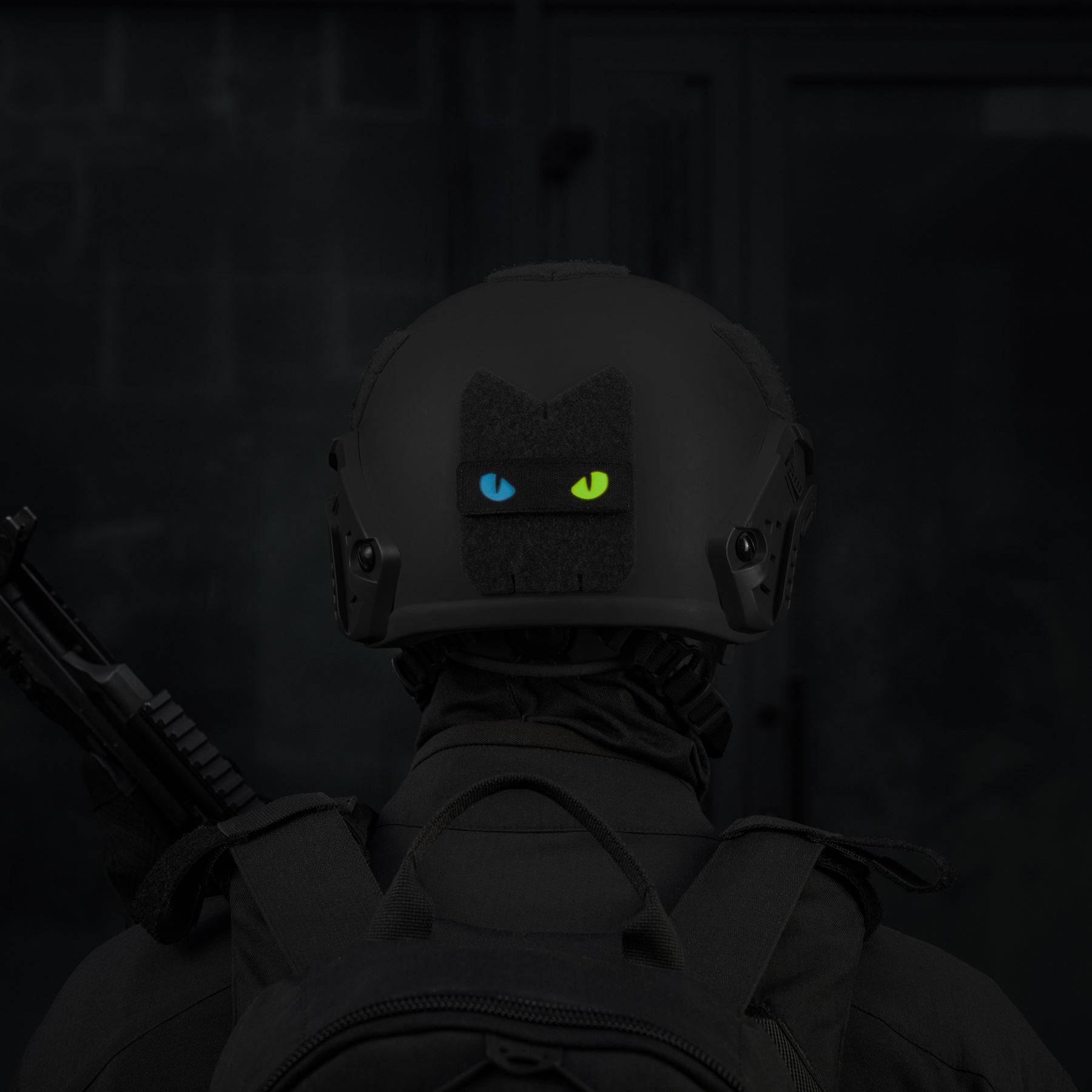 M-Tac нашивка Cat Eyes Laser Cut Black/Yellow/Blue/GID